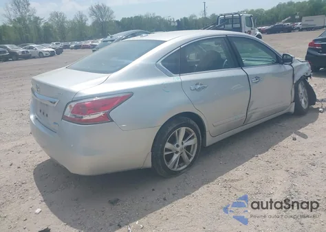 2014 Nissan Altima 2.5 Sv z USA, uszkodzony, nr VIN 1N4AL3AP0EC296996